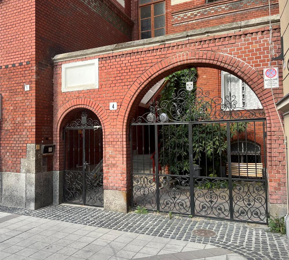 Ili Apartment Budapest Exterior foto